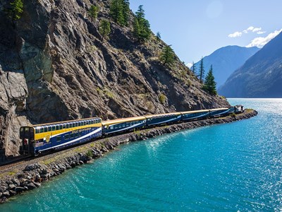 Rocky Mountaineer - FIRST PASSAGE TO THE WEST